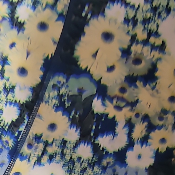 NWT aerie Offline Goals 3D 7" Inseam Bike Shorts in Blue Path Size Small - Picture 5 of 6